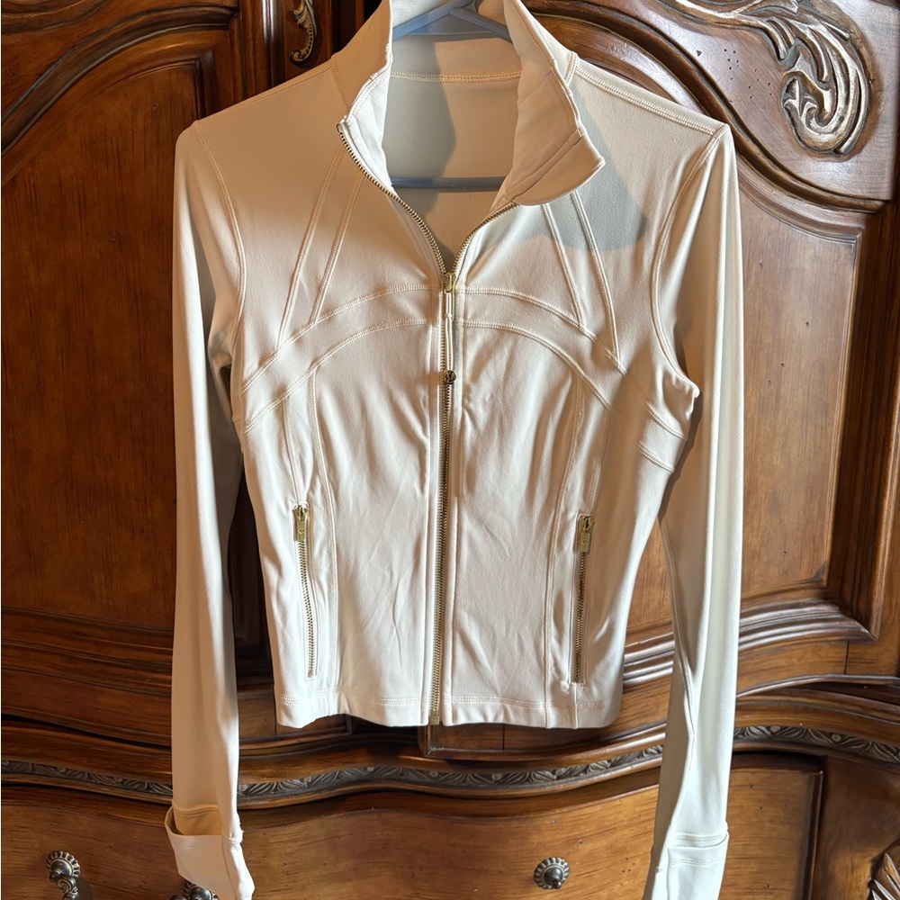 Lululemon Define Cropped Jacket Nulu